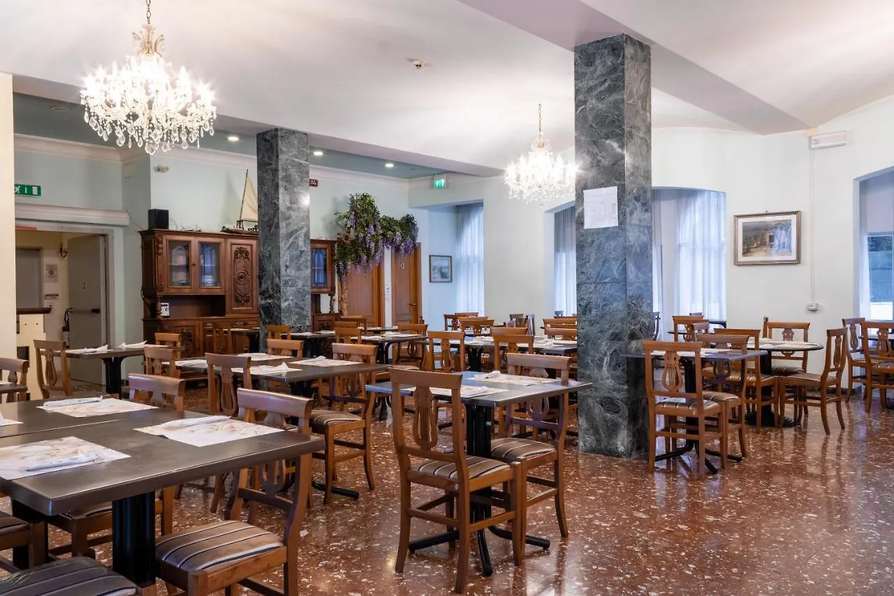 Esedra Hotel Rímini