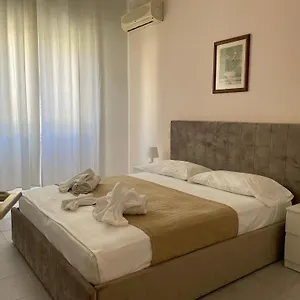  Hotel Fiammetta