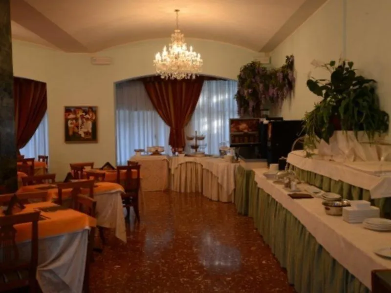 ***  Esedra Hotel Rimini Italien