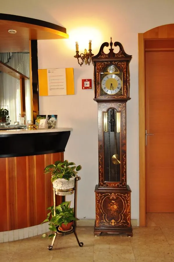 Esedra Hotel Rimini 3*,  Włochy